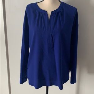 Two by Vince Camuto Deep blue blouse